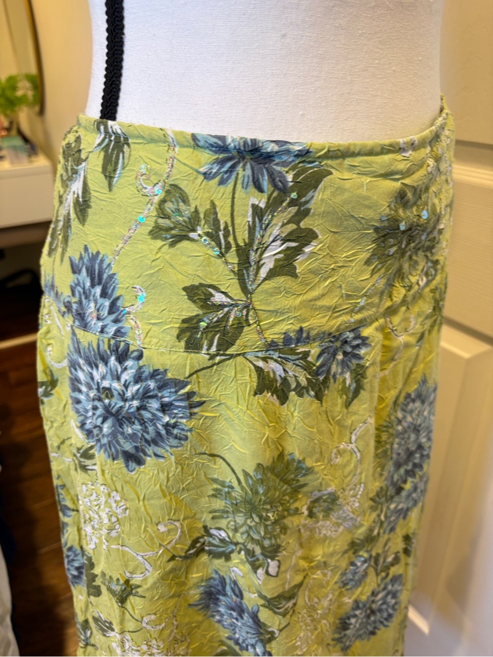 Vintage Point Zero Floral Sequin A-Line Skirt Size 15/16 Green Blue - Picture 2 of 8